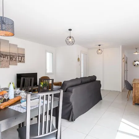 Apartment Les Patios De Flore-1 By Interhome