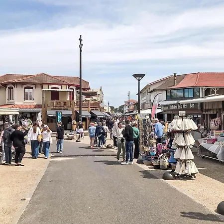 Les Patios De Flore-1 By Interhome Апартаменты Мимизан-Плаж